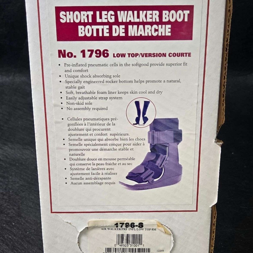 Short Leg Walking Boot  SIZE SMALL. UNISEX